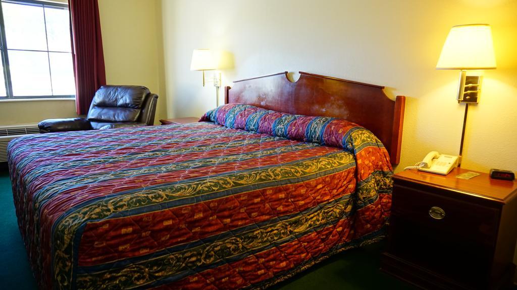 Wesley Inn Wichita Zimmer foto